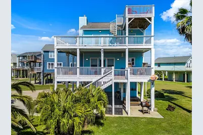 3240 Castle Drive, Crystal Beach, TX 77650 - Photo 4