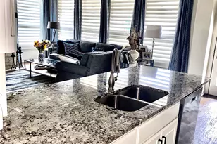 819 Shady Meadow Dr, Lewisville, TX 75077 - Photo 12