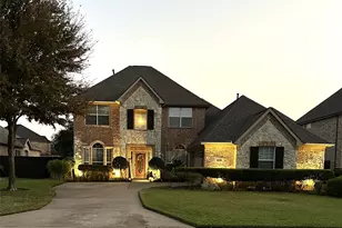 819 Shady Meadow Dr, Lewisville, TX 75077 - Photo 4