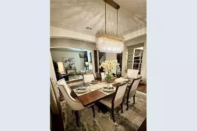 819 Shady Meadow Drive, Lewisville, TX 75077 - Photo 6