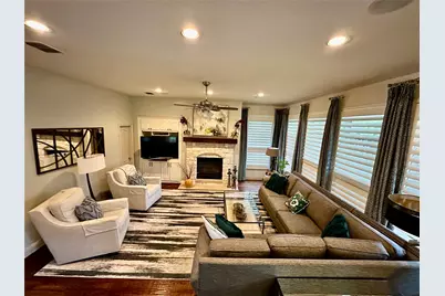 819 Shady Meadow Drive, Lewisville, TX 75077 - Photo 16