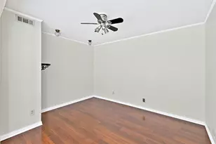 26 Oakbrook Dr, Lewisville, TX 75057 - Photo 16