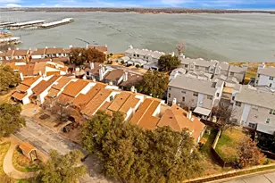 26 Oakbrook Dr, Lewisville, TX 75057 - Photo 30