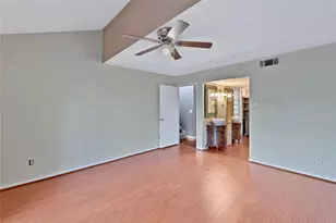 26 Oakbrook Dr, Lewisville, TX 75057 - Photo 12