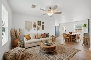 918 N Ricketts St, Sherman, TX 75092 - Photo 4