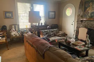 1404 W Main St, Clarksville, TX 75426 - Photo 2