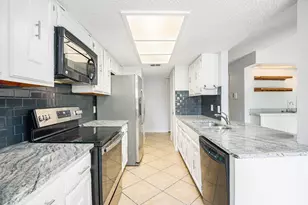 1934 Lost Creek Dr, Arlington, TX 76006 - Photo 14