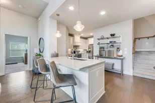 1023 Birds Fort Trail, Arlington, TX 76005 - Photo 8