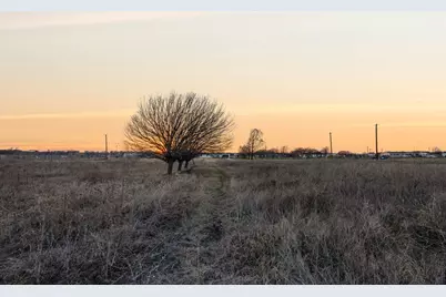 18969 Brookfield Drive, Justin, TX 76247 - Photo 4