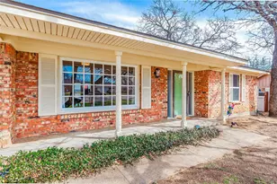 97 Regents Park, Bedford, TX 76022 - Photo 4