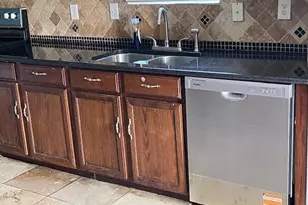 3120 Crimson Clover Dr, Lancaster, TX 75134 - Photo 4