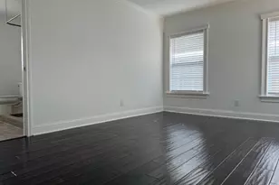 9942 Mixon Dr, Dallas, TX 75220 - Photo 6