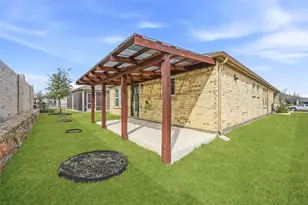 200 Sleepy Willow Ln, McKinney, TX 75071 - Photo 24