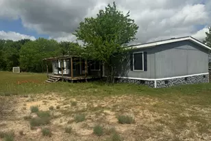 1085 Highland Cir, Springtown, TX 76082 - Photo 2