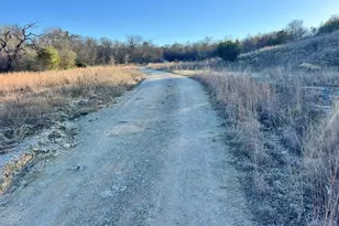 1085 Highland Cir, Springtown, TX 76082 - Photo 24