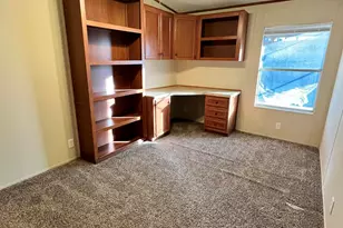 1085 Highland Cir, Springtown, TX 76082 - Photo 14