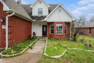 347 Peachtree Ln, Princeton, TX 75407 - Photo 2