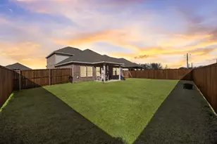 2233 Maple Ridge Dr, Van Alstyne, TX 75495 - Photo 34