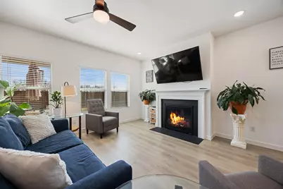 2233 Maple Ridge Drive, Van Alstyne, TX 75495 - Photo 8