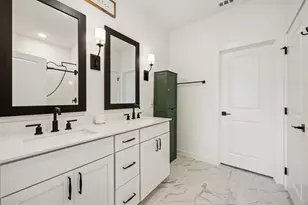 2233 Maple Ridge Dr, Van Alstyne, TX 75495 - Photo 30