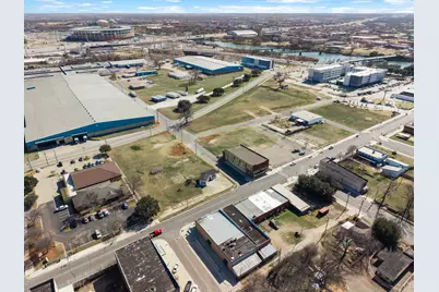 520 Elm Street, Waco, TX 76704 - Photo 24