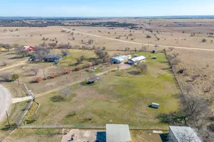 235 S Skyline Ct, Cresson, TX 76035 - Photo 4