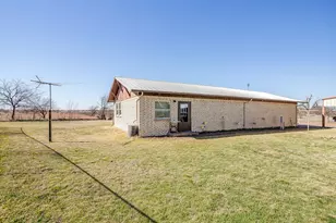 235 S Skyline Ct, Cresson, TX 76035 - Photo 24