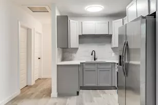 3242 Pine St, Dallas, TX 75215 - Photo 12