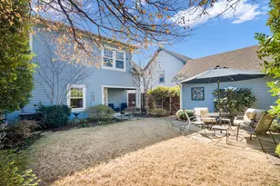 653 Culpepper Pl, Dallas, TX 75208 - Photo 26