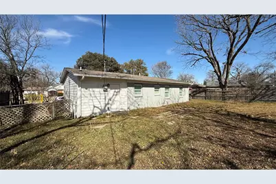 1202 Valley View Drive, Arlington, TX 76010 - Photo 14