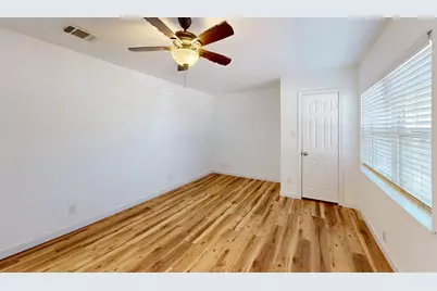 1202 Valley View Drive, Arlington, TX 76010 - Photo 6