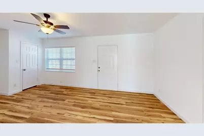 1202 Valley View Drive, Arlington, TX 76010 - Photo 8