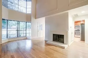 4422 Westdale Ct, Fort Worth, TX 76109 - Photo 4