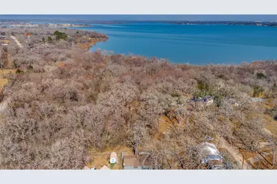 103 E 8th Street, Shady Shores, TX 76208 - Photo 14