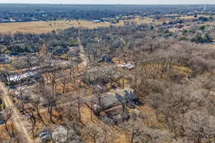 103 E 8th St, Denton, TX 76208 - Photo 16