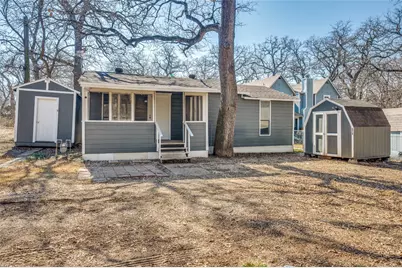 103 E 8th Street, Shady Shores, TX 76208 - Photo 2