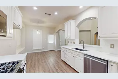 10444 Stoneside Trail, Fort Worth, TX 76244 - Photo 8