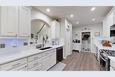 10444 Stoneside Trail, Fort Worth, TX 76244 - Photo 6