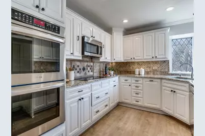 2810 Club Meadow Drive, Garland, TX 75043 - Photo 10