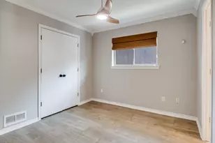 2810 Club Meadow Dr, Garland, TX 75043 - Photo 18