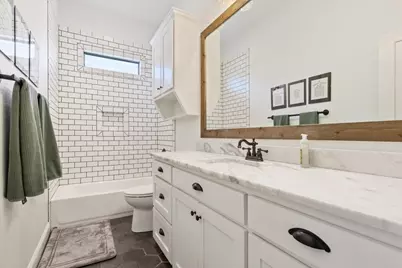 16024 Sorrento Drive, Woodway, TX 76712 - Photo 24