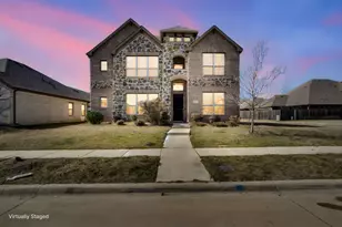 117 Melody Wy, Red Oak, TX 75154 - Photo 2