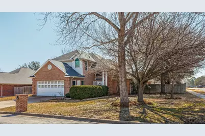 6800 Moss Lane, North Richland Hills, TX 76182 - Photo 2