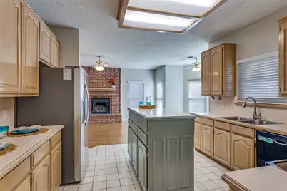 6800 Moss Lane, North Richland Hills, TX 76182 - Photo 12