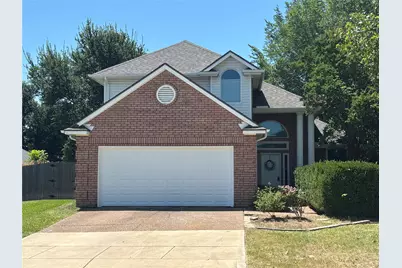 6800 Moss Lane, North Richland Hills, TX 76182 - Photo 1