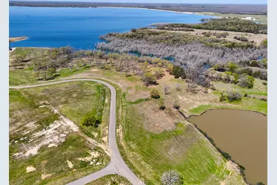 410 Peninsula Drive, Honey Grove, TX 75446 - Photo 4