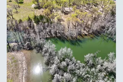 410 Peninsula Drive, Honey Grove, TX 75446 - Photo 18