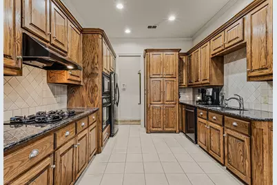 602 Creekbend Drive, Mesquite, TX 75149 - Photo 12