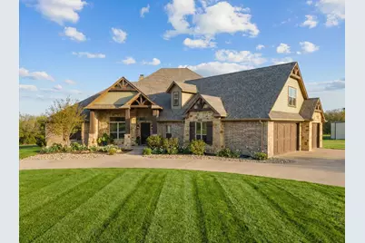 3512 Lakota Court, Granbury, TX 76048 - Photo 2