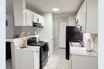 1001 Pecan Crossing Drive, DeSoto, TX 75115 - Photo 4